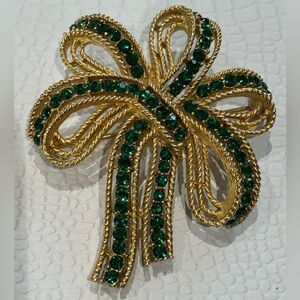 Crown Trifari Vintage Bow Pin